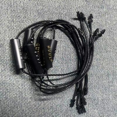 Hanging Tags Garment Swing Tags Flexible Design Customizable Options Perfect for Apparel Labeling and Retail Presentation